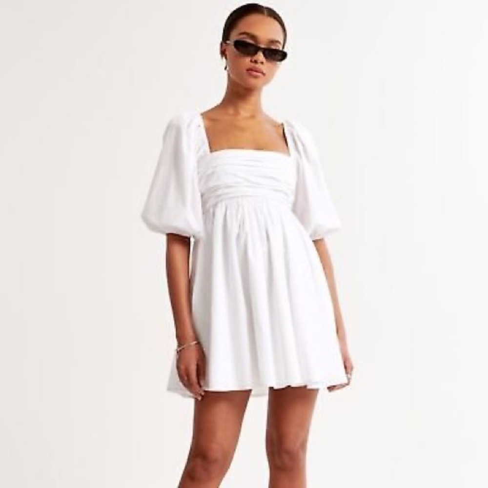 NWT Abercrombie Emerson White Puff Sleeve Dress